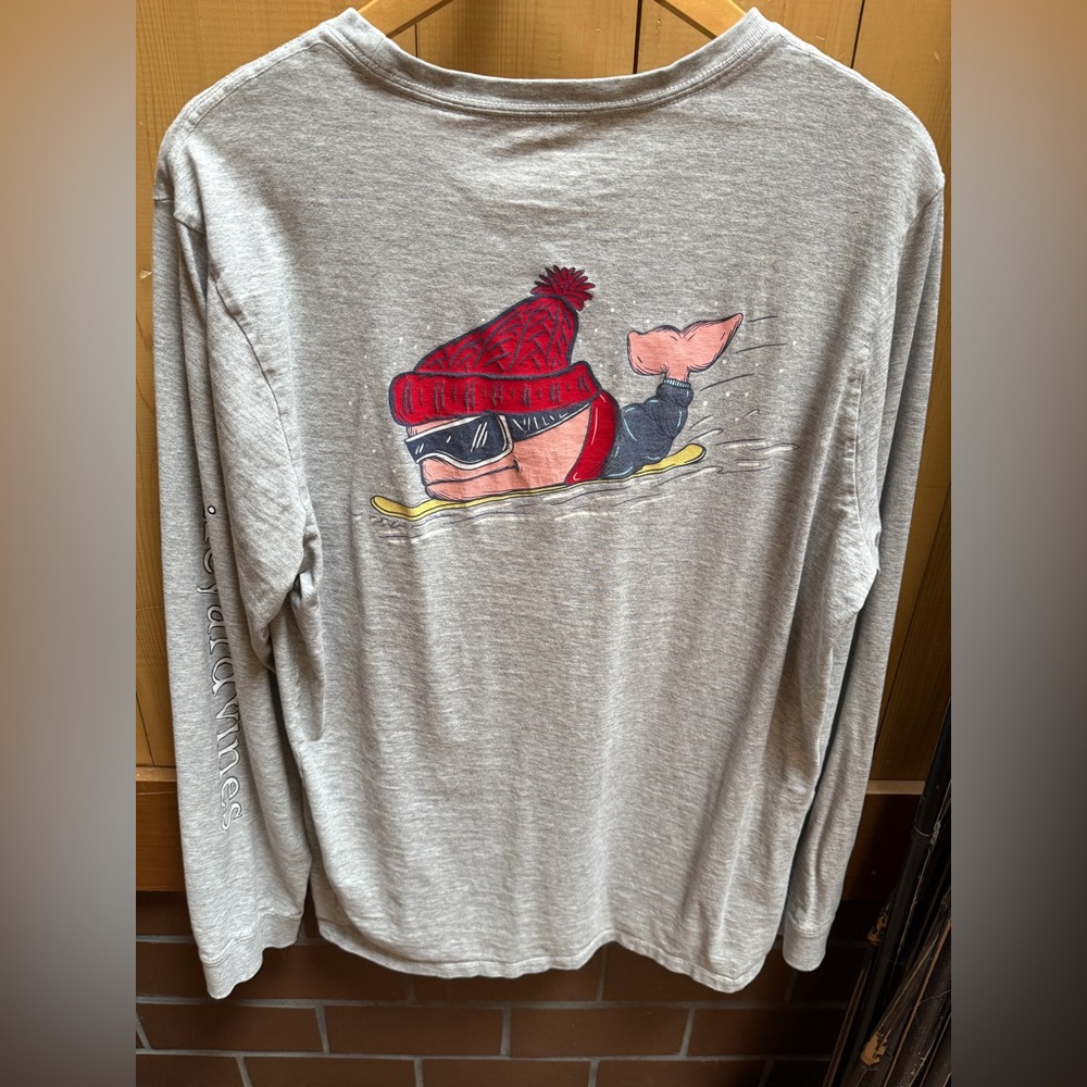 Vineyard Vines snowboard tee
